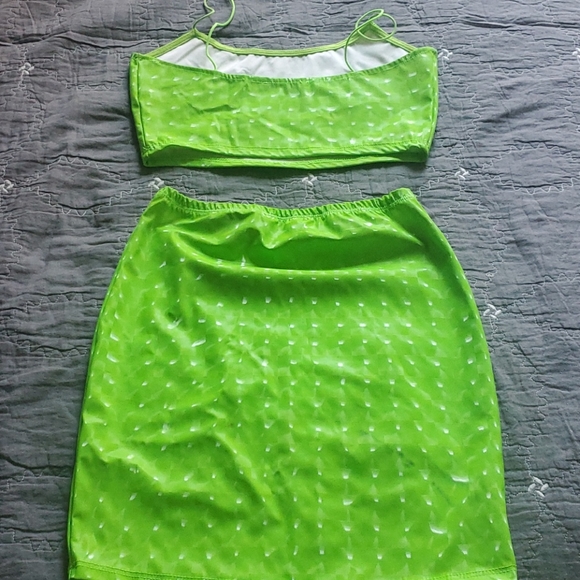 Neon Green 💚 set - Picture 3 of 3